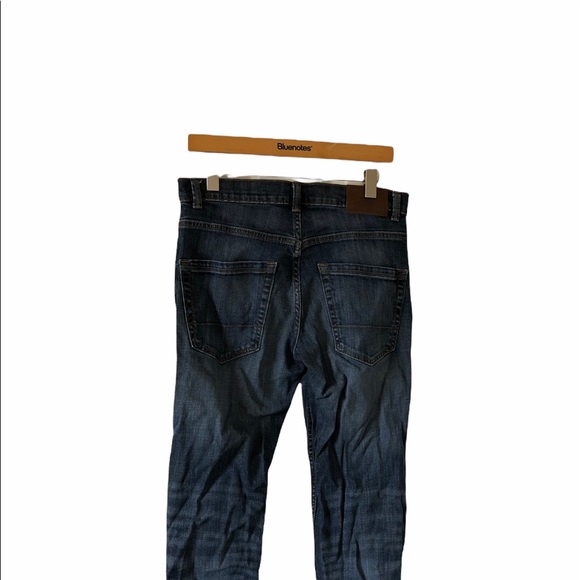 Men Straight fit Jeans - Picture 2 of 3